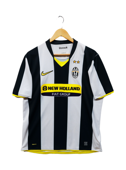 Camiseta retro Juventus 2008/09 de Pavel Nedvěd original.