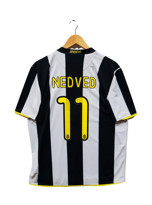 Camiseta Juventus 2008/09 primera equipación de Pavel Nedvěd.