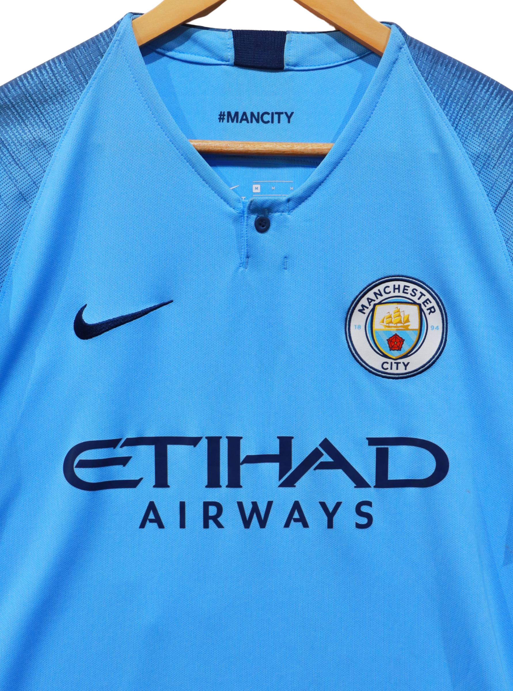 Camiseta del Manchester City 2018/19 original de Sergio Agüero.